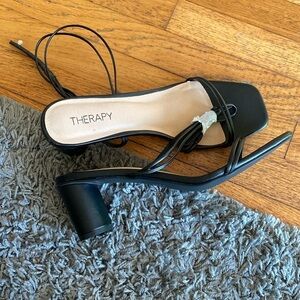 NWOT Therapy Minimalist Black Ankle Strap Heels Size 10
